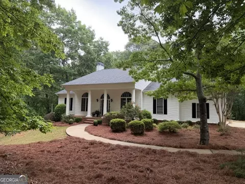 3905 Oak Hill Rd, Douglasville, GA 30135