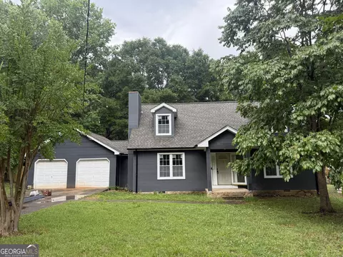 18 Regal Way, Lawrenceville, GA 30044