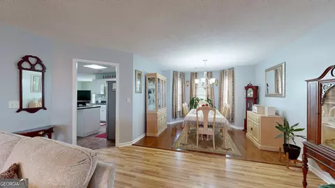 Dining - 157 Scarlett Ohara Dr, Ailey, GA 30410 photo 2 of 2
