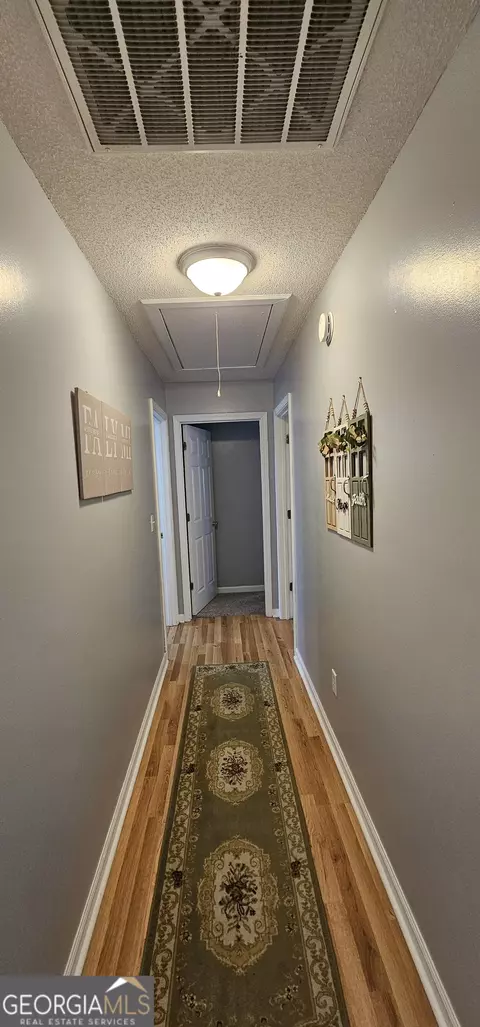 Entry Way - 157 Scarlett Ohara Dr, Ailey, GA 30410 photo 3 of 5