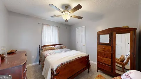 Bedroom - 157 Scarlett Ohara Dr, Ailey, GA 30410 photo 7 of 10