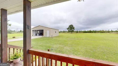 Exterior - 157 Scarlett Ohara Dr, Ailey, GA 30410 photo 3 of 5