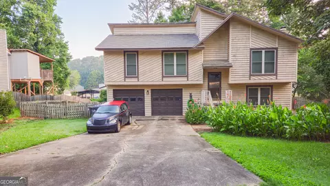 4737 Trailblazer Ct NW, Lilburn, GA 30047