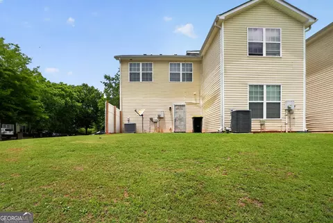 Exterior - 2326 Nicole Dr, Hampton, GA 30228 photo 3 of 3