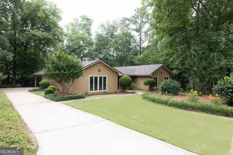 3 Seaton Ct, Columbus, GA 31909