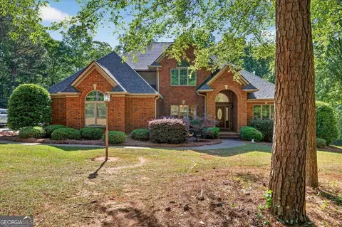 52 Hamil Dr, Macon, GA 31220