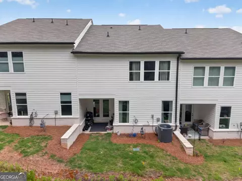 Exterior - 3915 Cavalier Way, Duluth, GA 30097 photo 9 of 14
