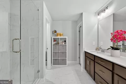 Entry Way - 3915 Cavalier Way, Duluth, GA 30097 photo 5 of 6