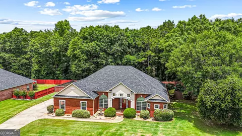 2022 Melrose Pl, Kathleen, GA 31047