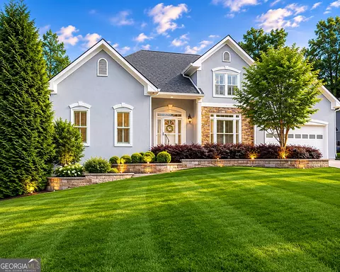 4284 Cedar Bluff Way, Lilburn, GA 30047