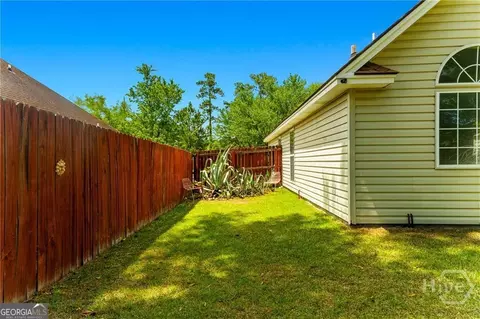 Exterior - 10 Fox Hound Ct, Pooler, GA 31322 photo 6 of 7