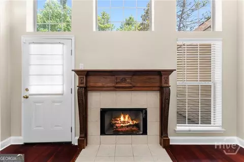 Living - 10 Fox Hound Ct, Pooler, GA 31322 photo 4 of 4