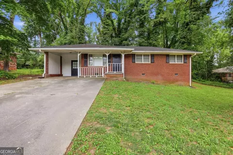 919 Green Valley Rd SW, Mableton, GA 30126