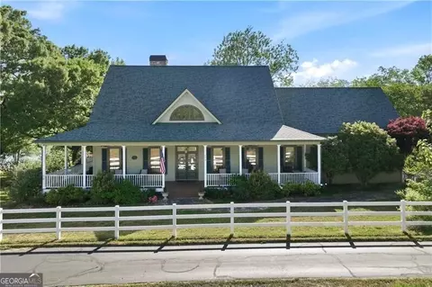 5618 Burke Ln, Gainesville, GA 30506