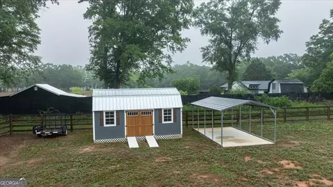 Exterior - 2094 Pleasant Valley Rd, Monroe, GA 30655 photo 6 of 7