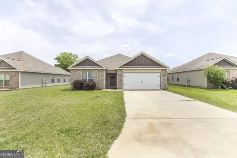 96 Santangelo Ct, Warner Robins, GA 31093