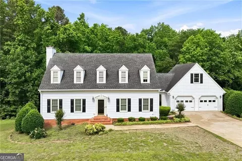 3608 Maple Forge Ln, Gainesville, GA 30504