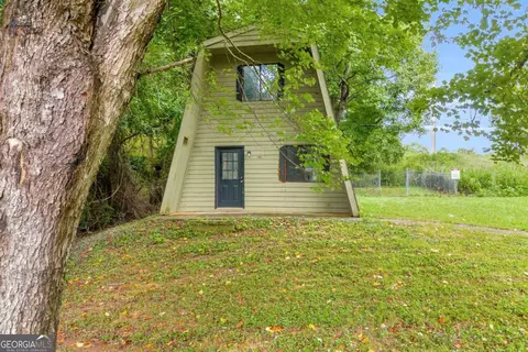 145 Rustwood Dr, Athens, GA 30606