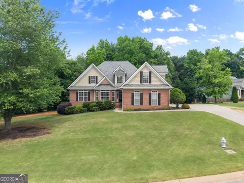 6643 Windvane Pt, Clermont, GA 30527