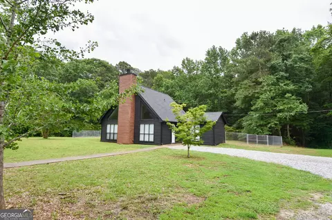 Exterior - 2075 Highway 36 E, Milner, GA 30257 photo 6 of 14