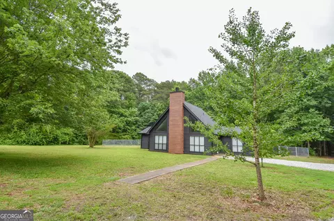 Exterior - 2075 Highway 36 E, Milner, GA 30257 photo 3 of 14