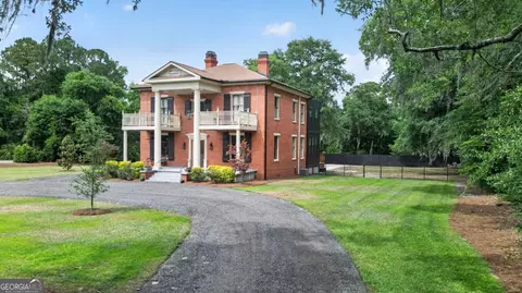 503 N Ash St, Springfield, GA 31329