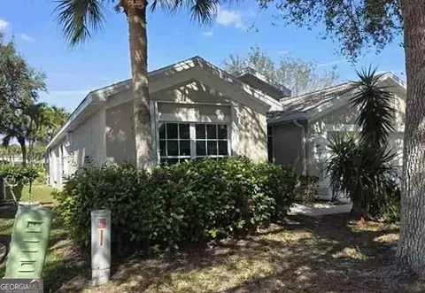 8904 Cedar Hollow Dr, Fort Myers, FL 33912