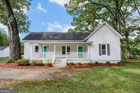 366 Mount Carmel Rd, Newnan, GA 30263