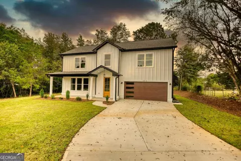 155 Skyland Dr E, Locust Grove, GA 30248