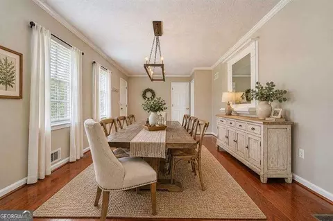 308 River Bluff Dr, Woodstock, GA 30188