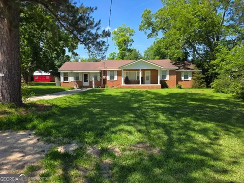 110 W Broad #N/A, Norman Park, GA 31771