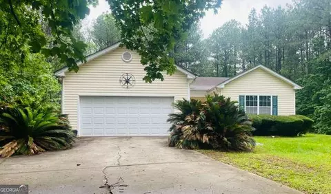 202 Landings Ln SW, Milledgeville, GA 31061