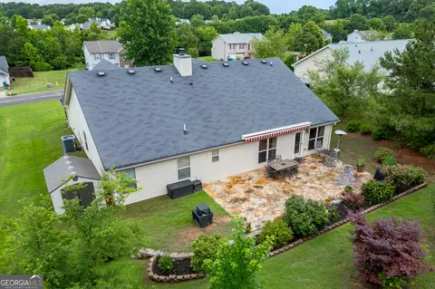 View/Area - 810 Brandon Dr, Winder, GA 30680 photo 3 of 6
