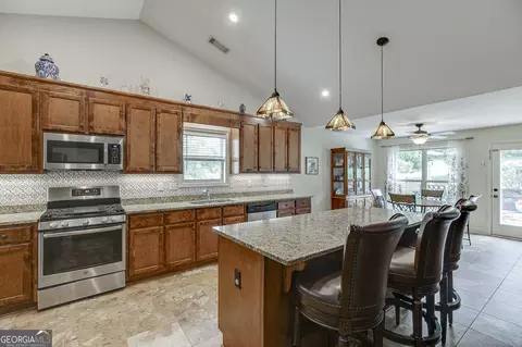Kitchen - 810 Brandon Dr, Winder, GA 30680 photo 2 of 5