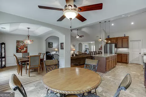 Dining - 810 Brandon Dr, Winder, GA 30680 photo 2 of 5