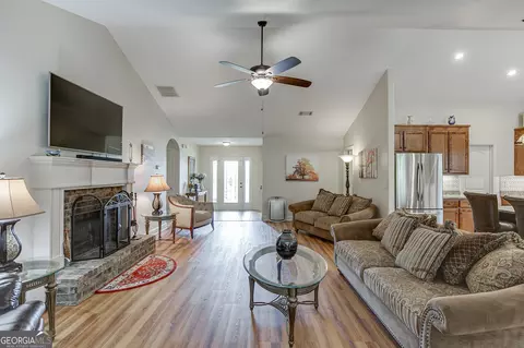 Other - 810 Brandon Dr, Winder, GA 30680 photo 4 of 6