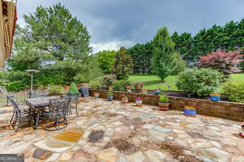 Exterior - 810 Brandon Dr, Winder, GA 30680 photo 2 of 3