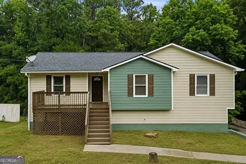 Exterior - 6839 Silver Maple Dr, Rex, GA 30273 photo 2 of 5