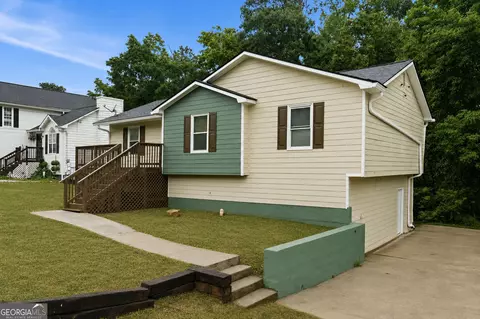 Exterior - 6839 Silver Maple Dr, Rex, GA 30273 photo 5 of 5