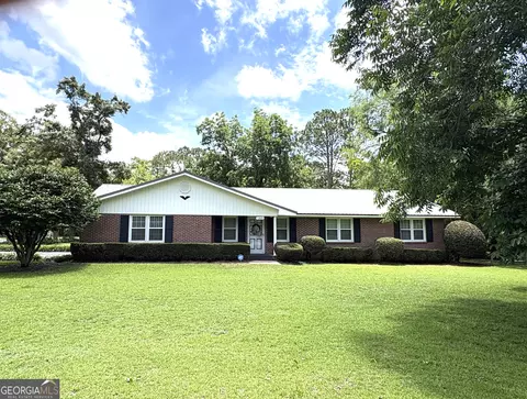 1202 Stonewall St, Dublin, GA 31021