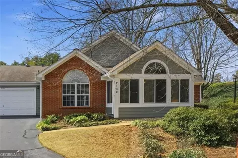 2132 Carefree Cir #10, Marietta, GA 30062