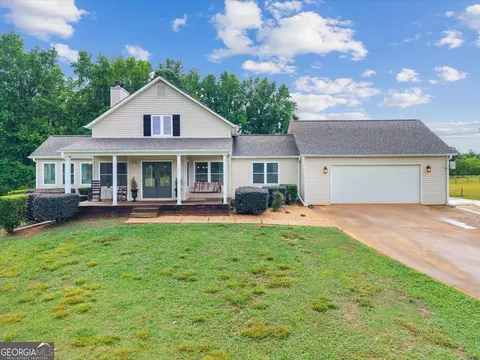 2011 Fieldcrest Ln, Madison, GA 30650