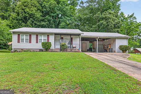 3716 Tanners Mill Rd, Gainesville, GA 30507