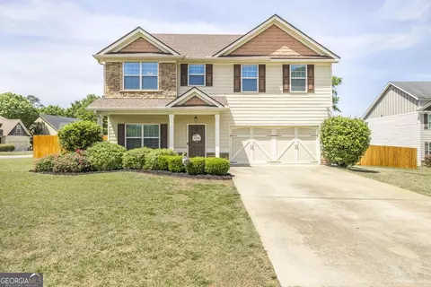 100 Taconic Ct, Bonaire, GA 31005