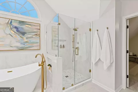 Bath - 236 Rivergate Dr, Suwanee, GA 30024 photo 5 of 11