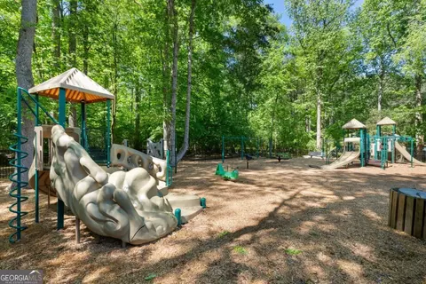 View/Area - 236 Rivergate Dr, Suwanee, GA 30024 photo 11 of 13