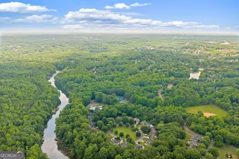 View/Area - 236 Rivergate Dr, Suwanee, GA 30024 photo 4 of 13