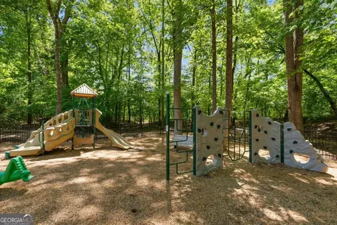 View/Area - 236 Rivergate Dr, Suwanee, GA 30024 photo 12 of 13