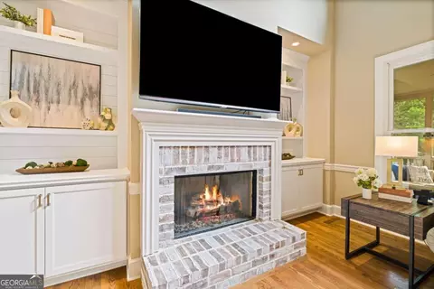 Living - 236 Rivergate Dr, Suwanee, GA 30024 photo 4 of 4
