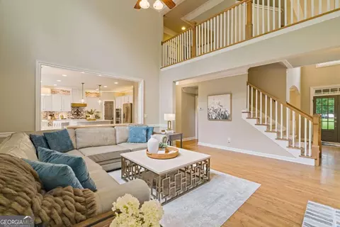 Living - 236 Rivergate Dr, Suwanee, GA 30024 photo 3 of 4